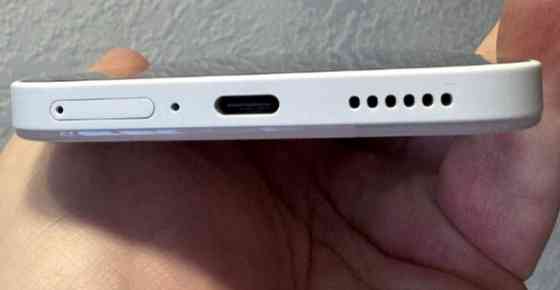 Телефон Nothing Phone 2A 12/256Gb. Milk/ White A142. Київ