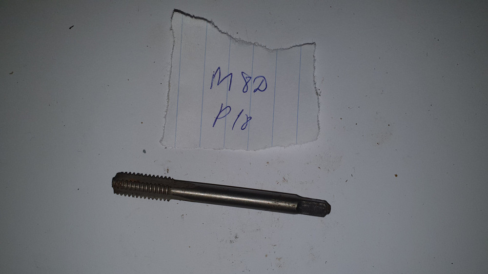 Мітчики машинно-ручні метричні М8Д Р18; М8х1.25 лівий HSS; М8х1.25 (5221). СРСР. Харків - фото 1