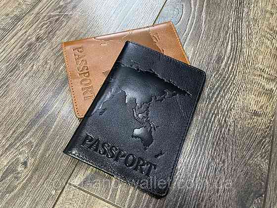 Жовта обкладинка на паспорт карта світу з гладкої шкіри ST Leather Чорний Київ