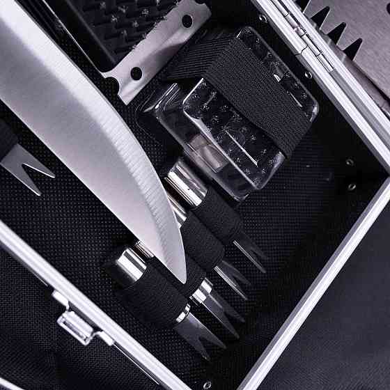 Набор аксессуаров для барбекю в кейсе, 19 предметов Киев