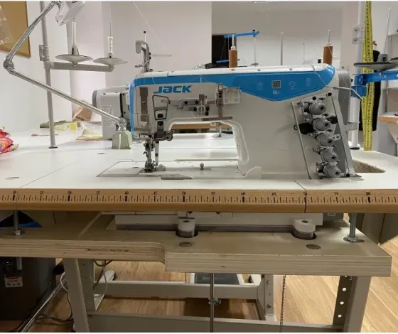 Швейна машина Jack Renderka Wpuszczona W Blat, Interlok W4-D-01Gbx356 (5,6Mm) - 3-Igłowa (JAC000116) Київ