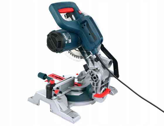 Торцовочная пила Bosch GCM 216 (0601B33000): 1,3 кВт,4800 об/мин. глубина реза 123 мм, круг 216 мм Киев