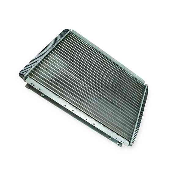 Радиатор охлаждения двигателя УАЗ 3163 Патриот без горловины с кондиционером Мукачево