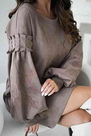 Женское замшевое платье с вышивкой 50-52, Капучино Одеса