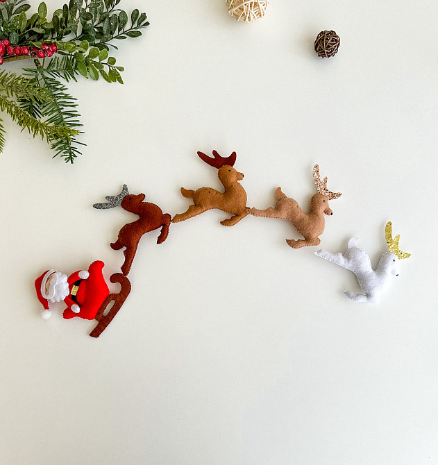 Новогодняя герлянда из фетра ручной работы - Санта и олени. Киев - изображение 4