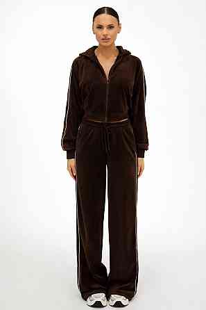 Велюровий жіночий костюм із вишивкою Шоколад, 42/46 Харків