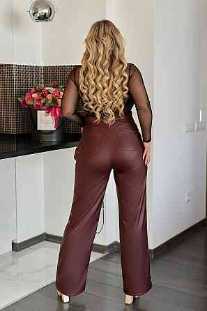 Женские кожаные брюки с высокой посадкой 