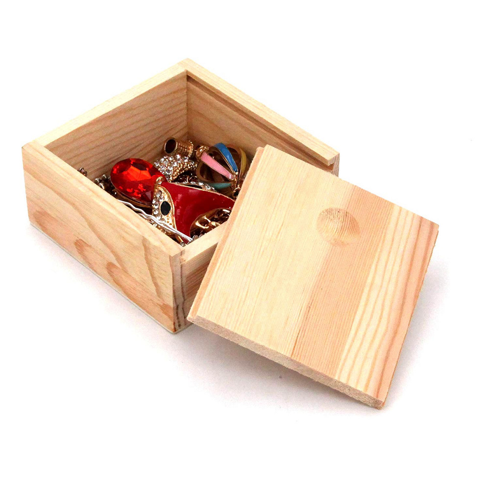 Подарочная коробка 