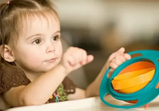 Детская тарелка-непроливайка "Universal Gyro Bowl", тарелка непроливайка неваляшка, посуда для детей Коломыя