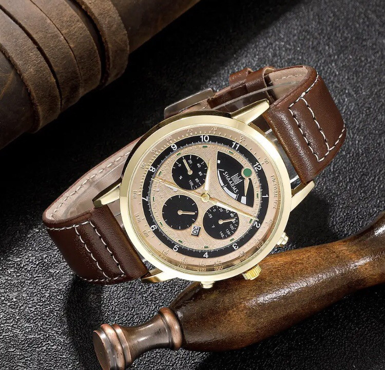 Подарочный набор для мужчин: наручные часы с 4 браслетами- диам 4,4см, длин 26см, шир рем 2,2см, без коробки Киев - изображение 4