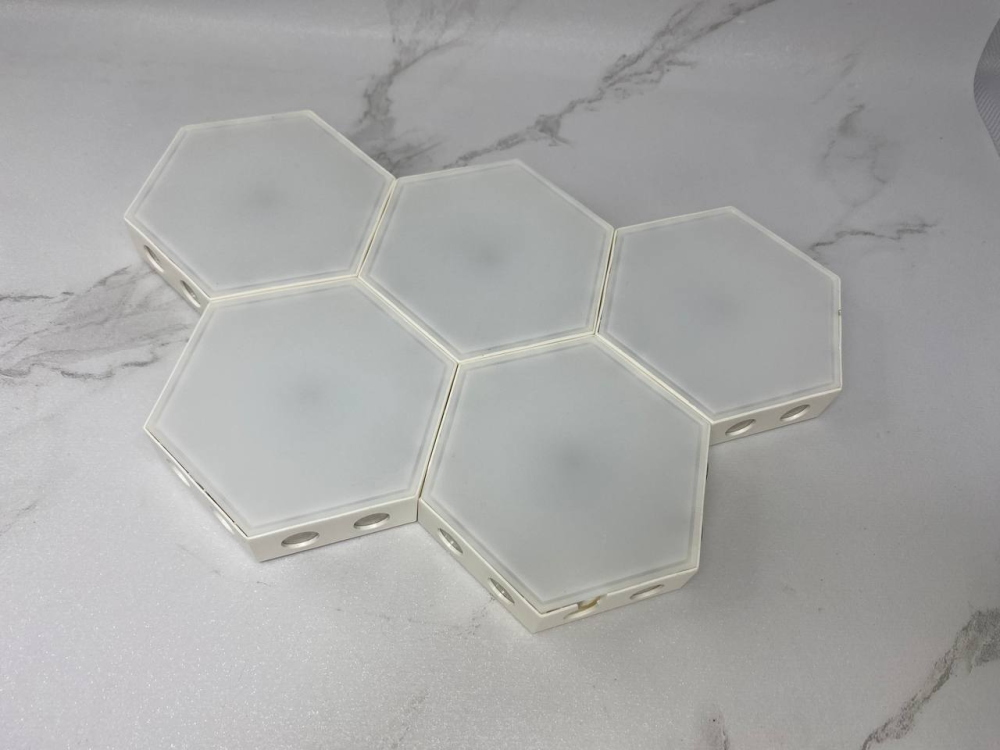 Б/В Модульний сенсорний світильник Hexagon RGB: Креативне геометричне світло для вашого інтер'єру Київ - фото 10