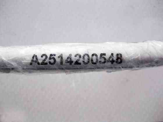 Mercedes-Benz  A2514200548 Гальмівний шланг переднього супорта R-Class W251 Одесса