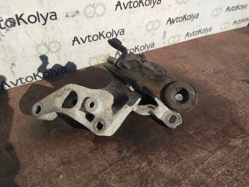 Подушка двигуна (опора) передня права Renault Trafic III 1.6 dci 2014-2021 (112101360R) Ковель - фото 2