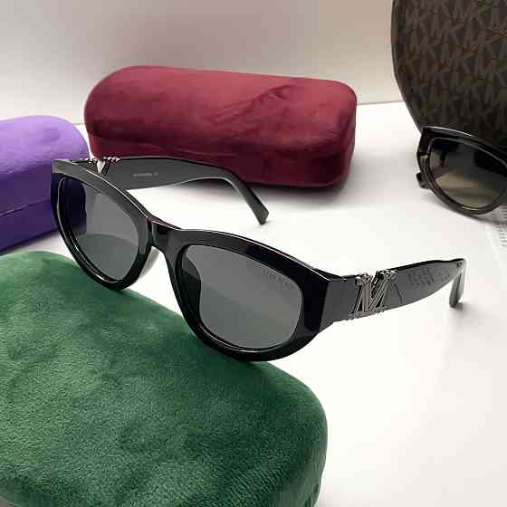 Женские солнцезащитные очки Max Mara (3610) черные Киев
