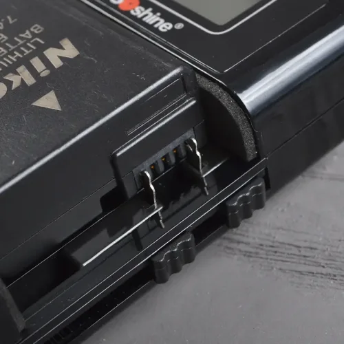 Універсальний зарядний пристрій Soshine SC-M20 з LCD дисплеєм (для фотоапаратів, відеокамер) Київ - фото 7