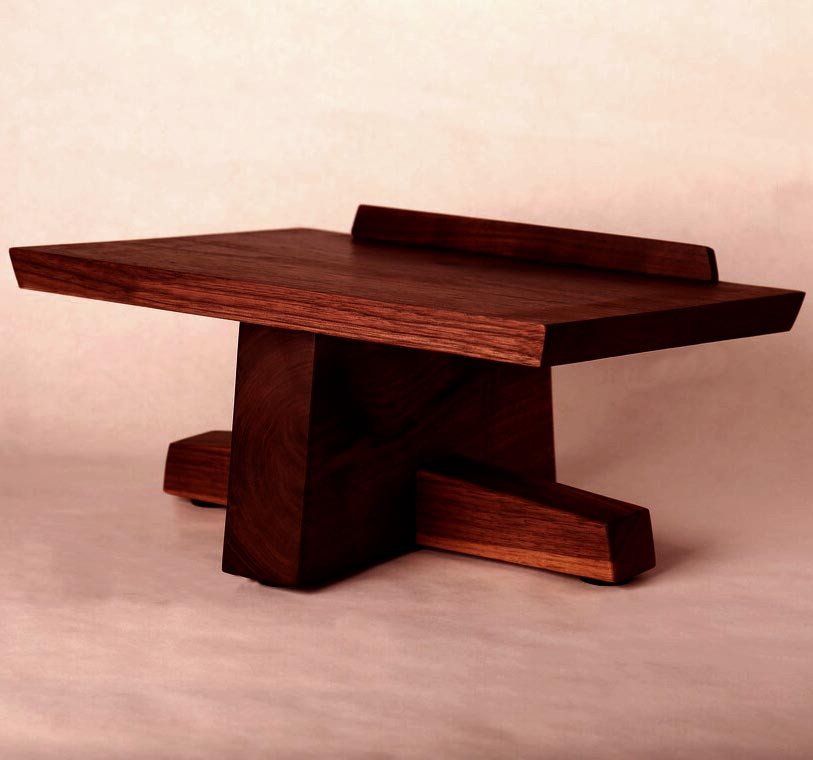 Стойка под акустику 