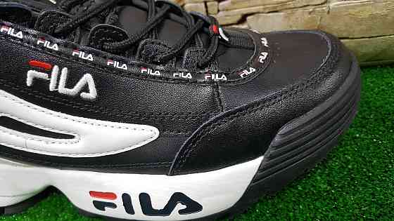 Женские кожаные кроссовки FILA Disruptor II 