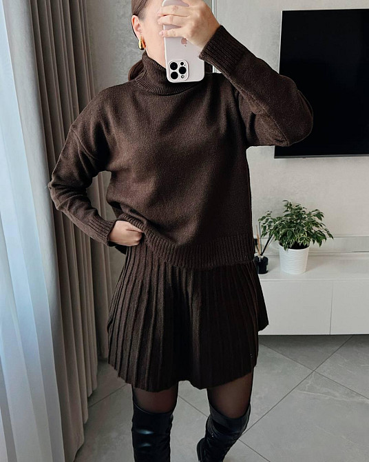 Женский уютный теплый костюм: свитер и юбка мелкая машинная вязка Одесса - изображение 1