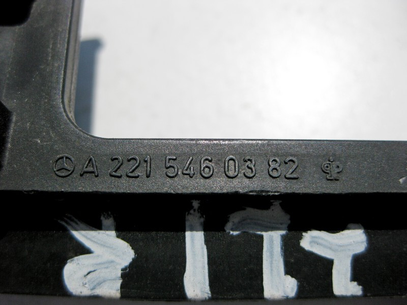 Mercedes-Benz  A2215460382 Нижня частина тримача електропроводів на моторному щиті S-Class W221 CL C216 SLK R172 Одесса - изображение 3