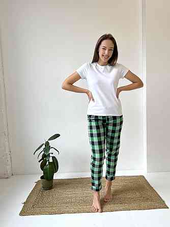 Жіночий піжамний комплект COSY у клітинку зелено/чорний (штани + біла футболка) M XL Київ