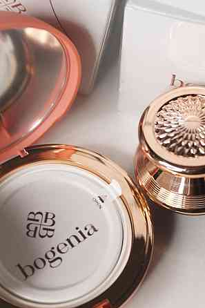 Тональний крем CC Bogenia Velvet тон Ivory Кушон Слонова кістка Запоріжжя