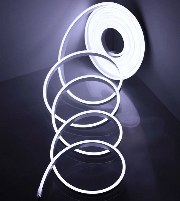 Неонова стрічка для авто Neon LED Strip 0719 12V-220V 5 м, біла Вінниця - фото 2