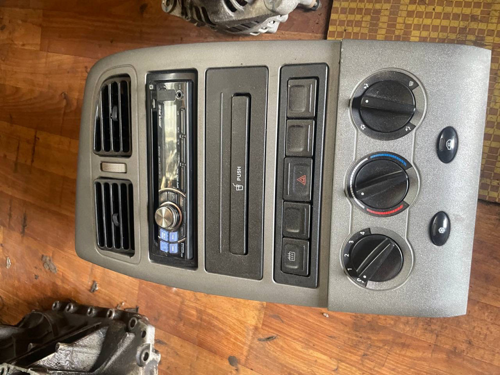 Средняя консоль Chery Amulet (2006–2013) Киев - изображение 1