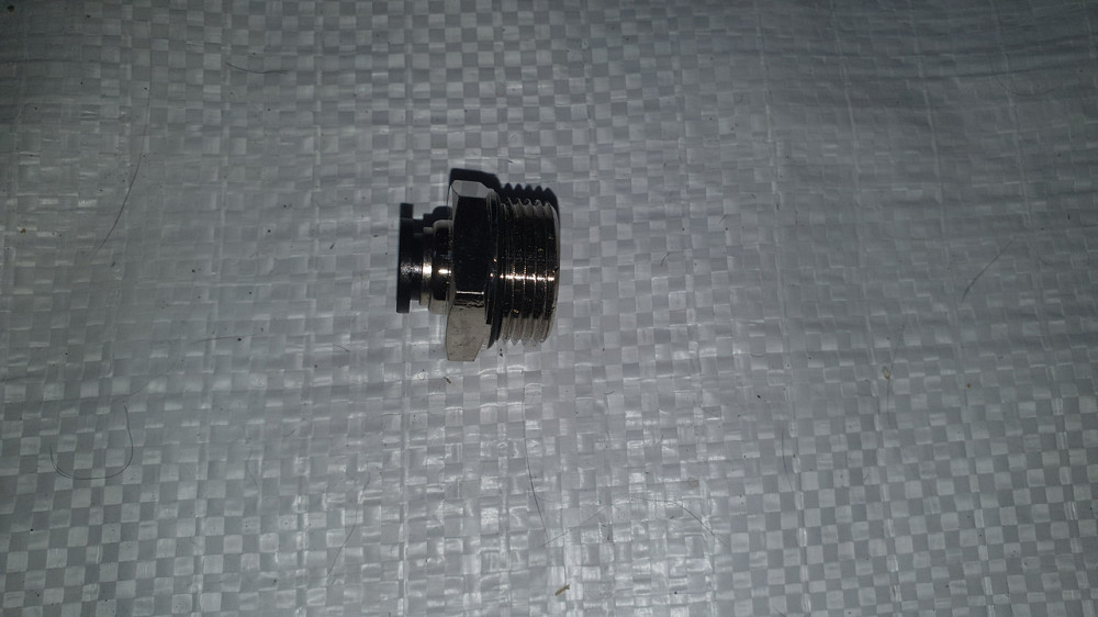 З'єднувач аварійний (зовнішня різь) М22х1.5 трубка ПВХ 8 мм. 02.210.7035.080. Харків - фото 1