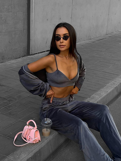 Женский костюм тройка: кофта топ и штаны велюр Графит, 46/48 Одесса - изображение 3