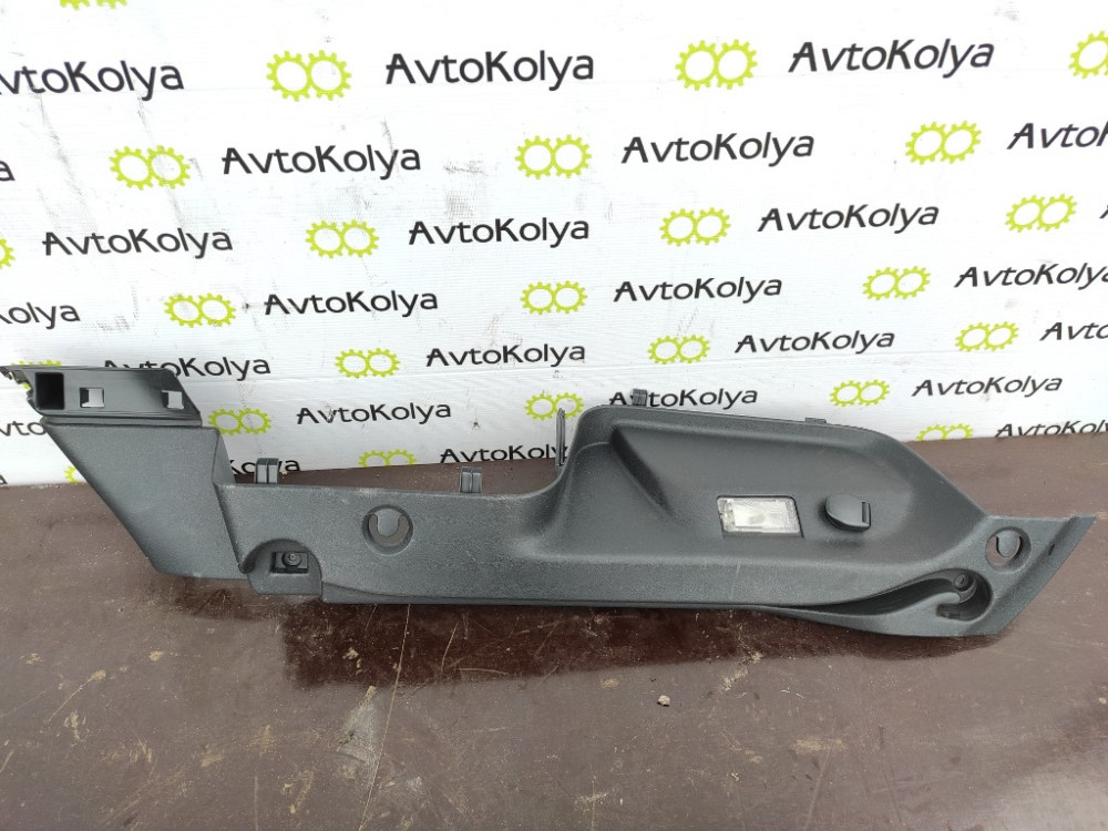 Кронштейн полиці багажника лівий Renault Megane III 2008-2015 (799128073R) Ковель - фото 1