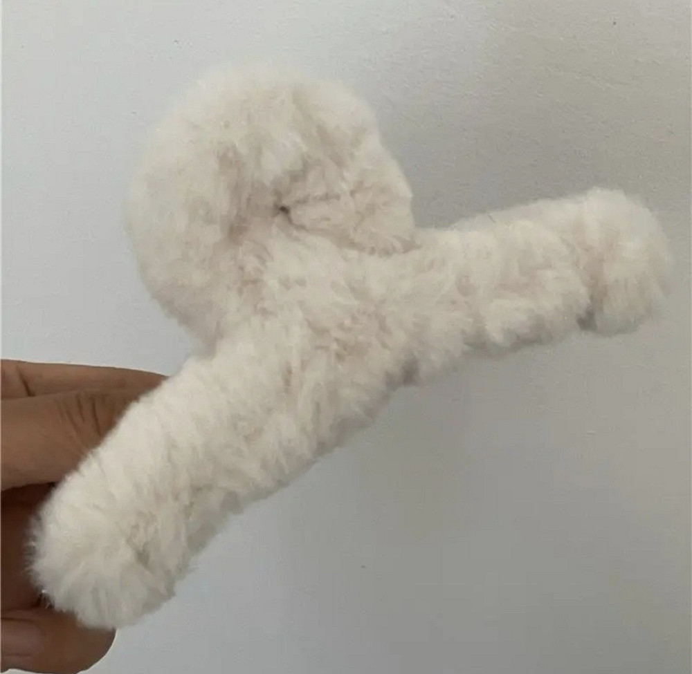 Шпилька крабік із хутра Сміла - фото 1