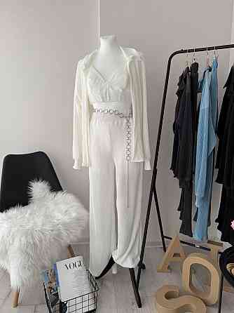 Жіночий легкий базовий костюм-трійка: сорочка топ і штани плісе Молочний, 48/50 Одеса