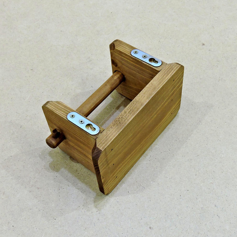 Держатель для туалетной бумаги 