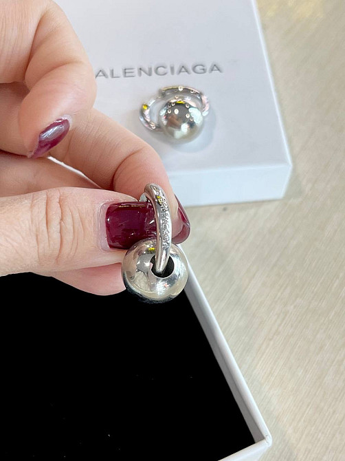 Сережки кільця Balenciaga з кульками сріблення, сережки трансформери, маленькі стильні сережки кільця Одеса - фото 8