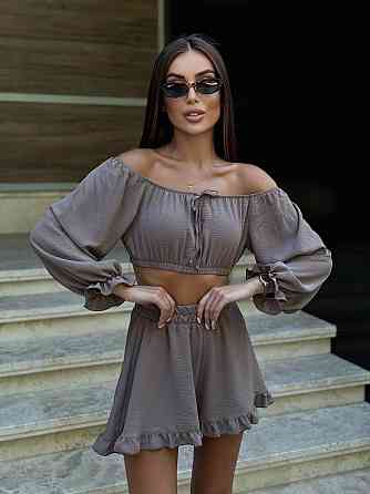 Женский легкий романтичный костюм двойка: топ и шорты американский креп жатка Мокко Одесса