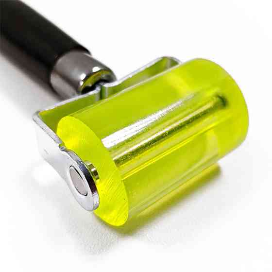 Прижимной ролик для шумоизоляции авто 49мм Киев