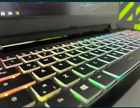 XMG PRO 17.3 144Hz PTX 2070 8Gb i7-10875H RAM 16Gb SSD 512Gb HDD 1Tb. Ноутбук . Киев