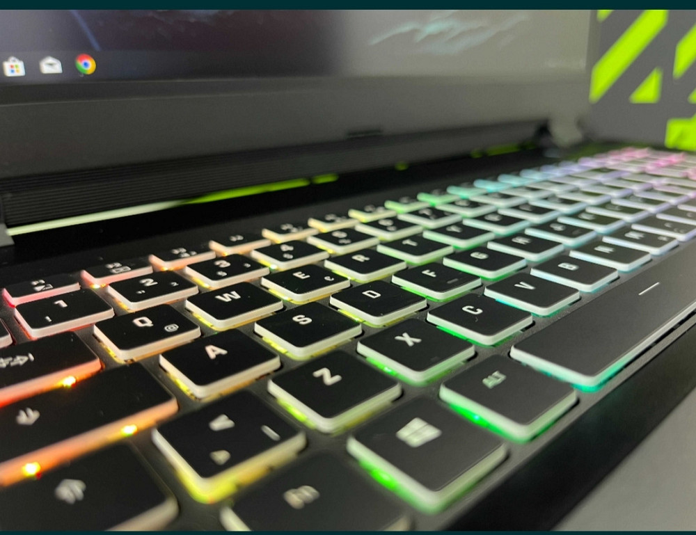 XMG PRO 17.3 144Hz PTX 2070 8Gb i7-10875H RAM 16Gb SSD 512Gb HDD 1Tb. Ноутбук . Киев - изображение 2