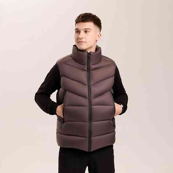 Чоловіча шоколадна жилетка Pobedov Puffer Київ