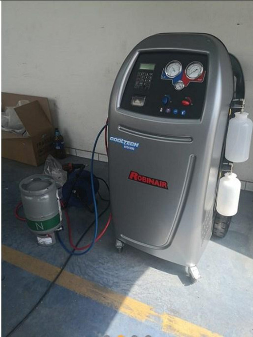 Стенд для заправлення автомобільних кондиціонерів, автомат із принтером ROBINAIR AC790PRO Чернігів - фото 7