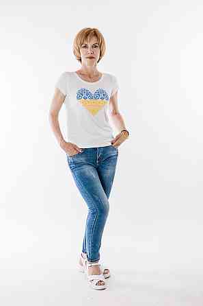 Вышиванка женская, белая, хлопок, футболка-вышиванка, футболка с вышивкой патриотическая Киев