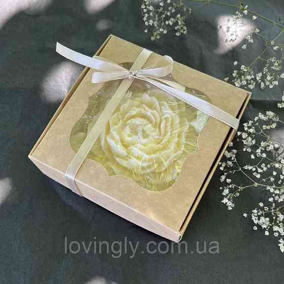 Подарочная свеча пион из натурального воска, ручная работа Ирпень