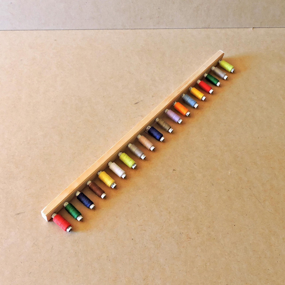 Органайзер для ниток 