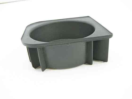 Mercedes-Benz  A1766890000 Гумовий килимок у вставку переднього підсклянника в підлокітнику CLA C117 GLA X156 Одесса