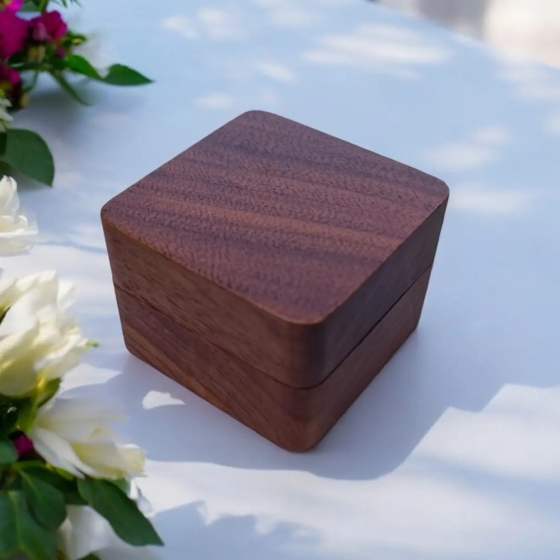 Коробочка для колец деревянная,коробка ювелирная свадебная, футляр обручальных колец для свадьбы или предложения руки и серца Каменец-Подольский