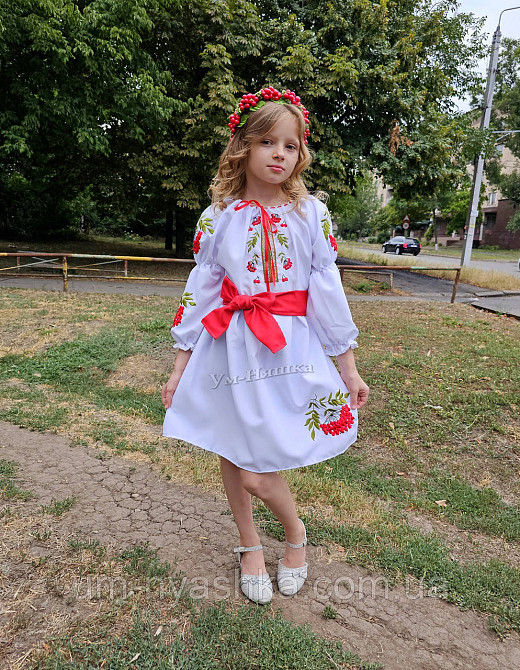 Детское вышитое платье с калиной Кривой Рог - изображение 3