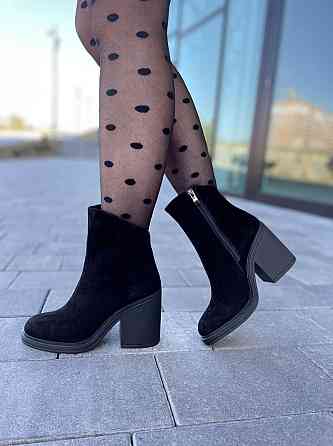 Lexi Черевики жіночі Lexi чорні натуральна замша каблук 9см (3048) 36р. Коломыя