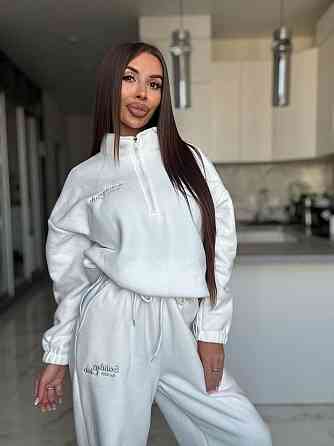 Жіночий костюм з фліс-полару, з вишивкою Одеса