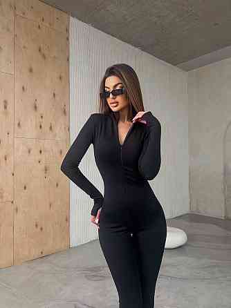 Стильный женский утепленный комбинезон в рубчик на флисе и на потайной молнии Одесса