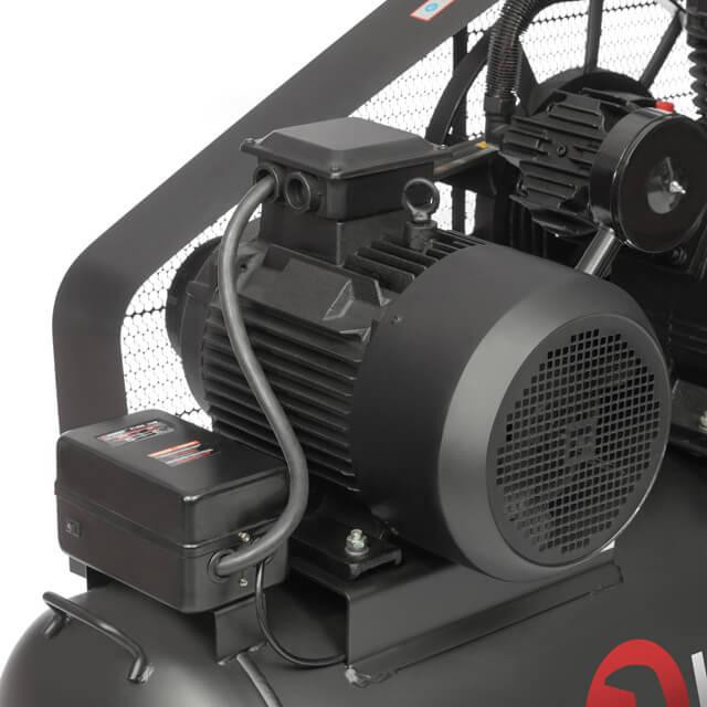 Компресор, 300 л, 11,0 кВт, 380 В, 10 атм, 1600 л/хв, 3 циліндри, 80 дБ INTERTOOL PT-0050 Київ - фото 8